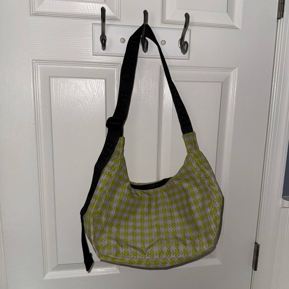Baggu Green Pink Pixel Gingham Medium Crescent Shoulder Bag Purse Nylon Recycled - Picture 11 of 12